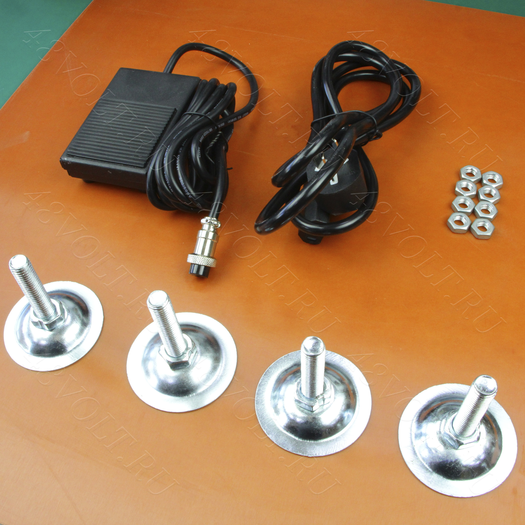 Станок для точечной сварки со столом пневматический